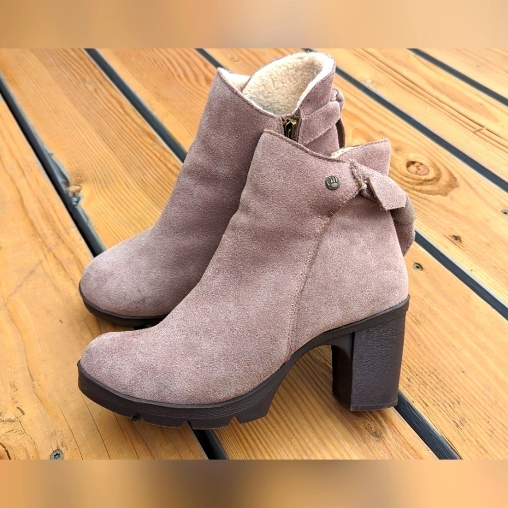 BearPaw Eden Heeled Shearling  Boots Size 7